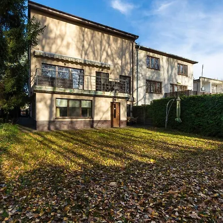 Soft Beige Raniuszka In By Renters Apartment *
